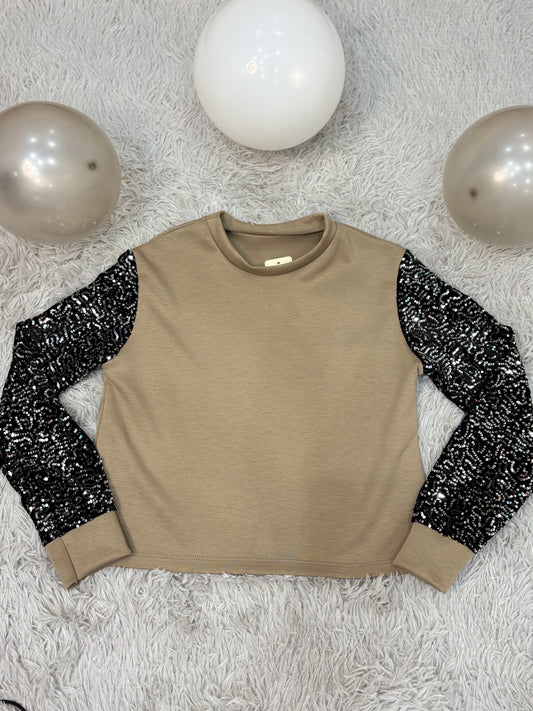 Felpa con maniche glitter